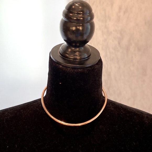 Anita K gold tone necklace! - Picture 2 of 6